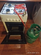 Kuchenka gazowa z piekarnikiem + butla gazowa z wężem i reduktorem