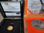 Komplet numizmatyczny talent Lewandowski 1/10 i 2 oz