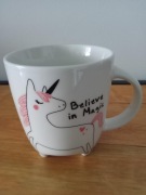 KUBEK ceramiczny z JEDNOROŻCEM BIAŁY NA NÓŻKACH JEDNOROŻEC SMUKEE