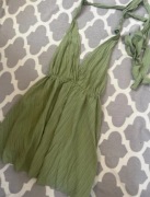 Zielona letnia sukienka z wiązaniem na szyi odkryte plecy S