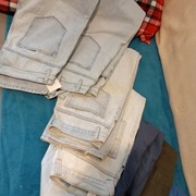 Spodnie jeansowe jasne i dresowe razem 8 par cena za całość 