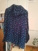 Bluzka wzorek kwiatowy oryginalny wzór 