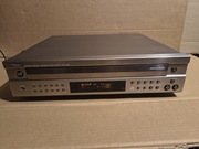 YAMAHA NATURAL SOUND COMPACT DISC PLAYER CDC -685  			