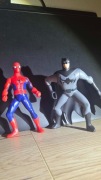 Figurka Batmana i Spidermana