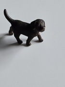 Figurka szczeniaka labradora schleich