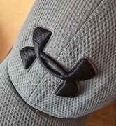 Czapka sportowa Under Armour. Size M/L.
