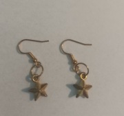 SpKolczyki złote z gwiazdami 