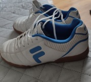 Buty sportowe halówki marki Fila-40