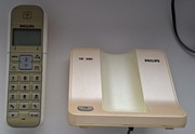 telefon bezprzewodowy Philips SE 330