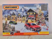 KALENDARZ ADWENTOWY MATCHBOX 2021r  (11 AUT,13 AKCESORIÓW)