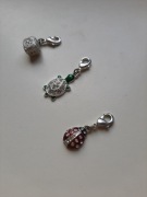 Sprzedam 3 charmsy Avon