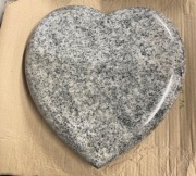 Serce granitowe 30x30 nagrobne