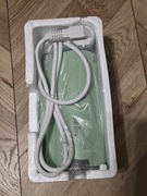 Ręczna parownica do ubrań marki Sejoy.