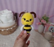 Pszczoła brelok zawieszka szydełkowa handmade lato