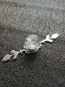 Zestaw 6 Kryształowych uchwytów do mebli.