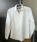 Męska koszula Burberry w rozmiarze M. 