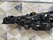 Toyota Corolla hatchback 2019-22. Prawy reflektor full LED.