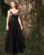 Suknia wieczorowa Svart - MIRAKEL