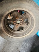 Felgi stalowe 225x55 r17 z oponami zimowymi i kolpakami opla