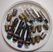 Stare żarówki z gwintem E10,bagnetowe,telefoniczne, oprawy zestaw 
