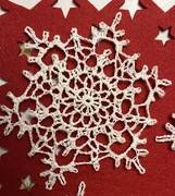 Dekoracje choinkowe 6 sztuk średnica ok 10cm Ręcznie robione na szydełku 