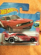 Hot wheels Dodge Challenger drift car nowy resorek autko 