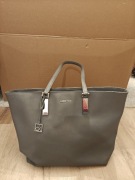 Torebka skórzana shopperka Calvin Klein kolor srebrny/szary