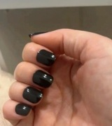 Sztyczne paznokcie czarne tipsy