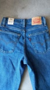 Jeansy Levi's 25x30 nowe