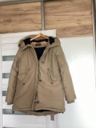 Puchowa damska kurtka- Peak Performance jak nowa