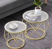 Zestaw 2 stolików  okrąg) ych białych marmur. 