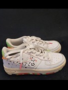 Buty sportowe białe Nike Air Force 1 LV8 1 limited