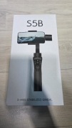 GIMBAL S5B 3-osiowy do smartfona  - lekki, precyzyjny, nowoczesny