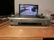 Magnetowid SONY z pilotem SLV-E735VC