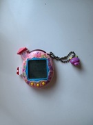 Tamagotchi V5 Familitchi Rose Violetchi EU Exclusive English