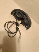 JBL Słuchawki na kablu -nieczynne !