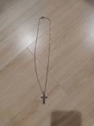 Naszyjnik srebrny z krzyżykiem