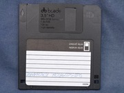 Dyskietka 3,5" HD 1,44 MB BOEDER 135 tpi UŻYWANA kolor czarny