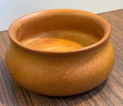 Ładne stare dębowe puzderko mała patera miseczka z ELY CATHEDRAL