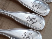 POSREBRZANE ŁYŻKI OBIADOWE MONOGRAM BELGIA