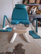 Fotel ginekologiczno-zabiegowy, elektryczny, praktycznie nieużywany