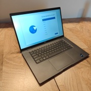 Laptop Dell Latitude 7530 15,6 i5-1245U 16GB 512GB SSD FHD W11