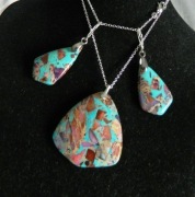 Niebieski jaspis cesarski i srebro, wisiorek i kolczyki, zestaw biżuterii