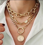 Komplet 3 łańcuszków z wisiorem złoty modny stylowy