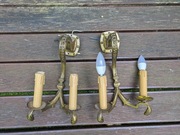 Ciężkie metalowe kinkiety 