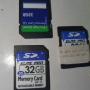 3x karta sd 32GB