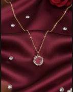 Naszyjnik z Czerwoną Zawieszką „Halo”