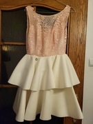 Sukienka piankowa z dwiema falbanami