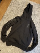 Trapstar czarna bluza z kapturem – streetwear