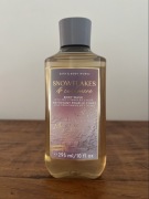 Bath & Body Works Snowflakes & Cashmere żel pod prysznic 295 ml